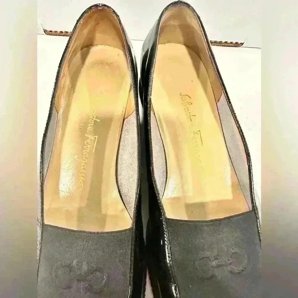 🔥🔥Salvatore Ferragamo Women Gancini Genuine Leather Mesh Loafers Shoes 8 - Picture 9 of 9